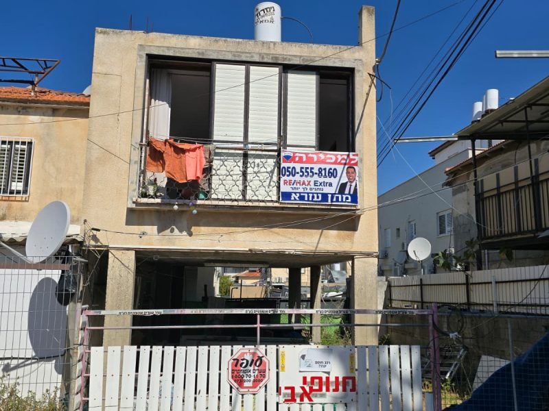 15148303-12d9-41ec-9e9a-807f7e269bbd