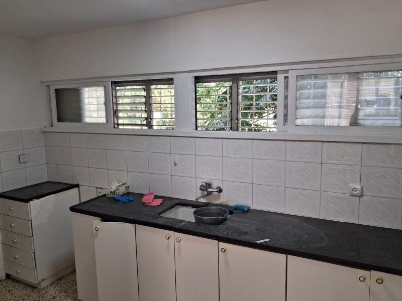 5f01b32e-80df-477e-970b-f9a4b9500e76