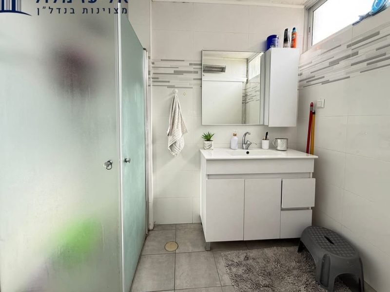 WhatsApp Image 2026-04-09 at 09.58.43