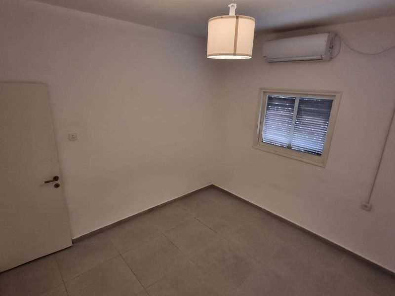 WhatsApp Image 2026-04-27 at 09.00.33