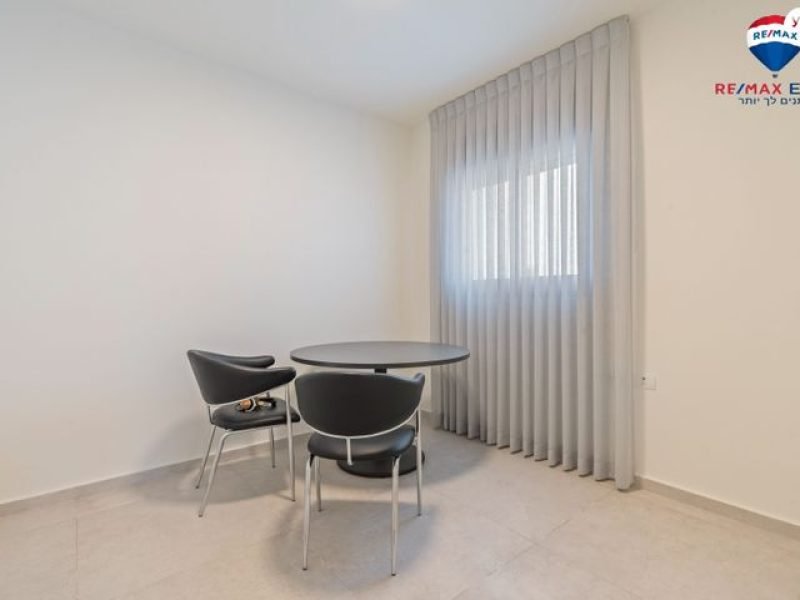 y2_10_2HupZfw7Di_20240709