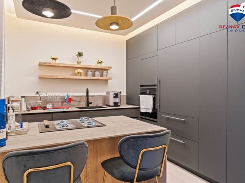 y2_4_SSoPgdIaaj_20240709