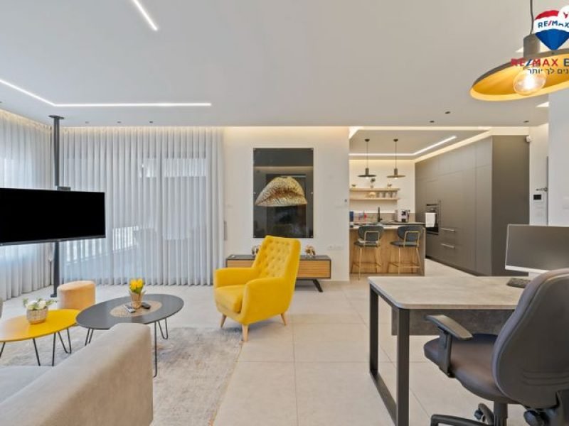 y2_7_UYWCKwTJ8P_20240709